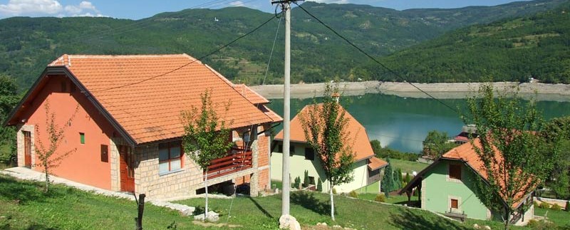 vila-konstantinovic-perucac-s1