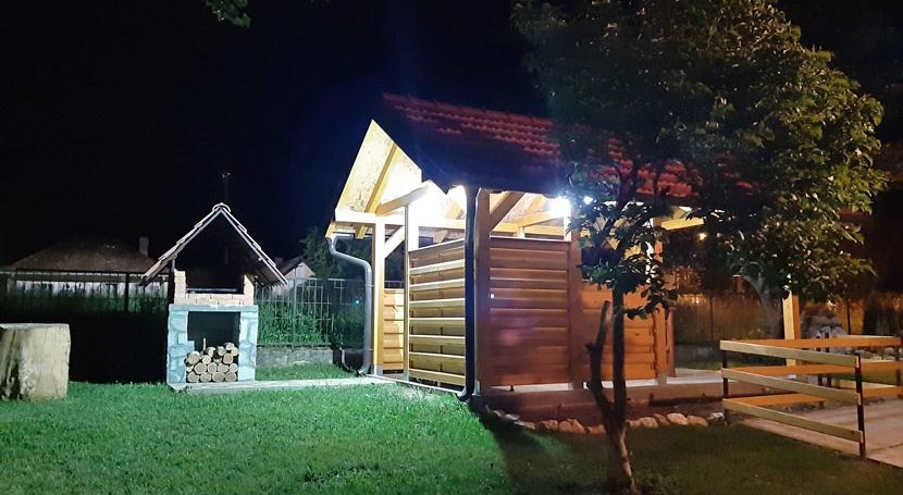 Naxi-Guest-house-perucac-smestaj-8
