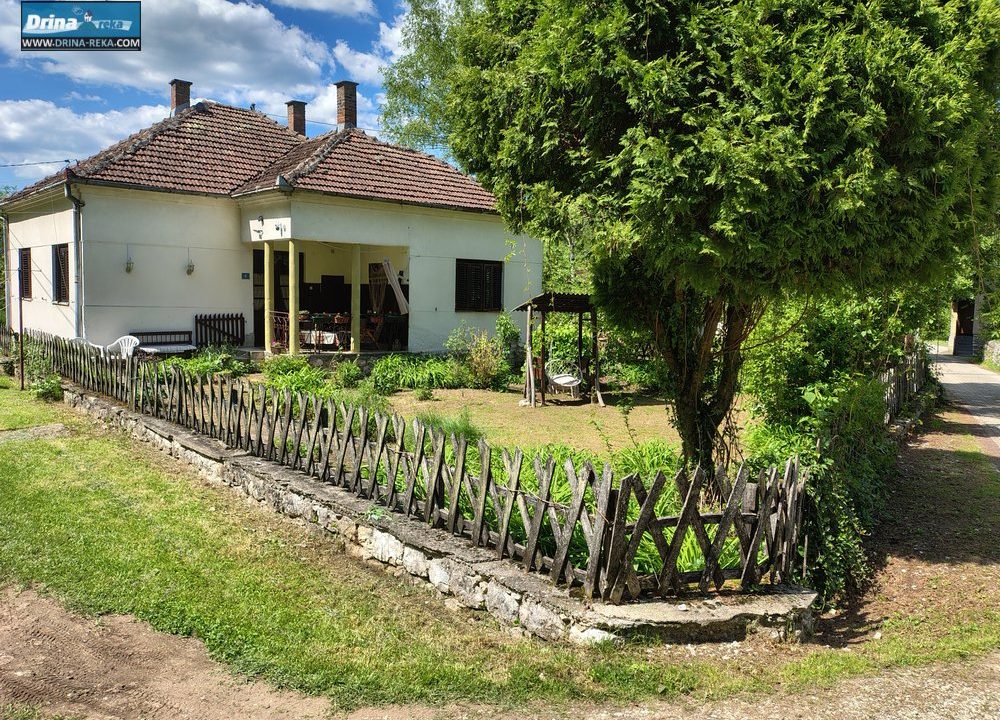 vila-dina-perućac-smeštaj-drina-1