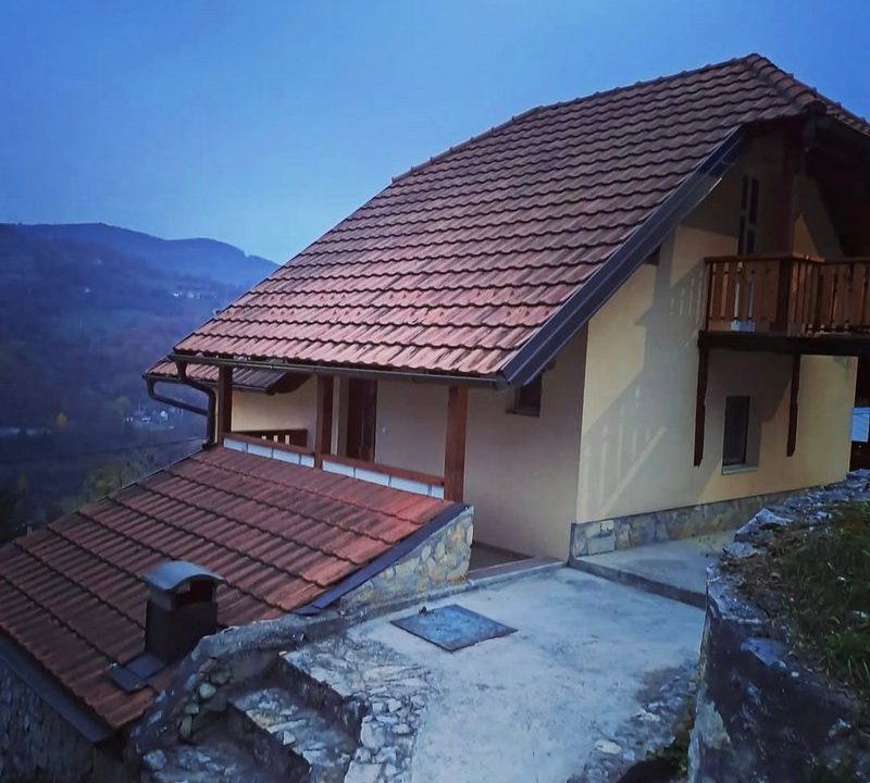 drina-reset-perućac-drina-tara-smeštaj-spolja (1)