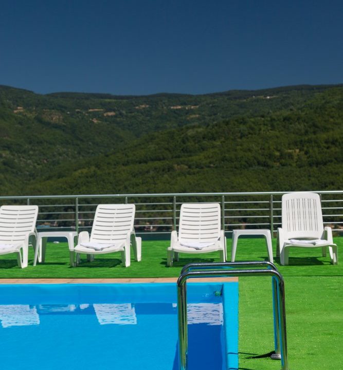 perućac-apartmani-drinska-priča-smeštaj-sa-bazenom (44)