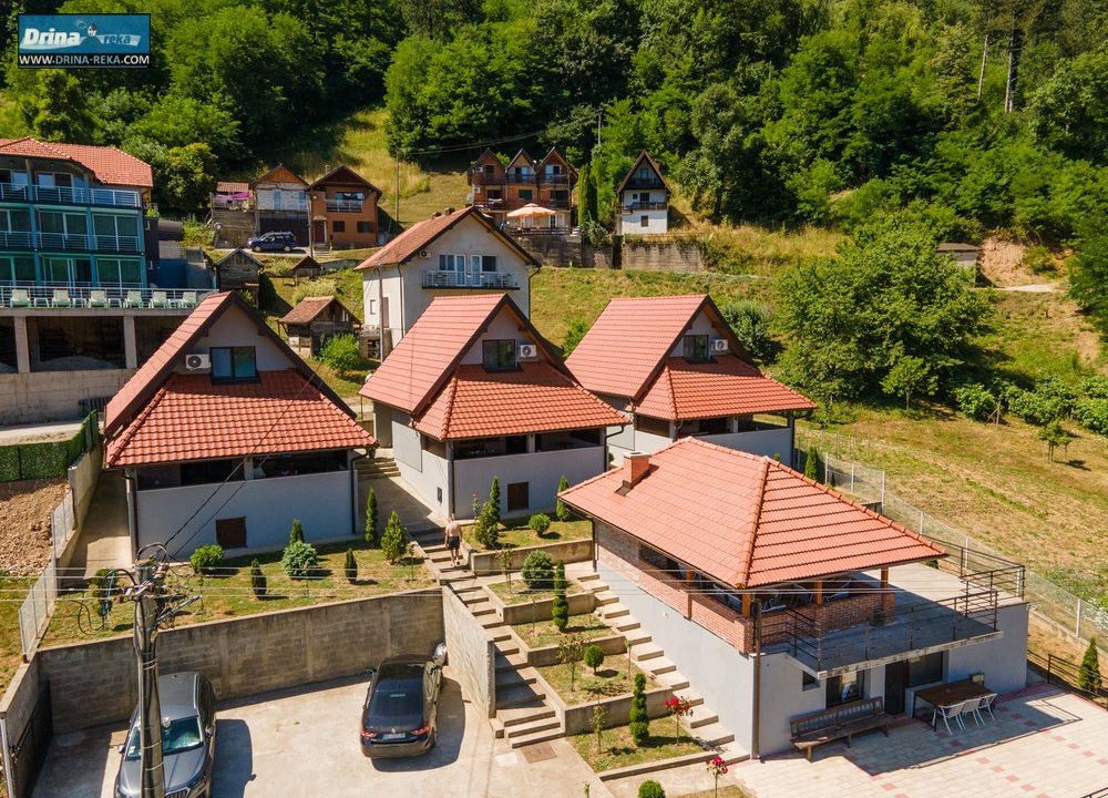 perućac-apartmani-maja-smeštaj-2025 (34)