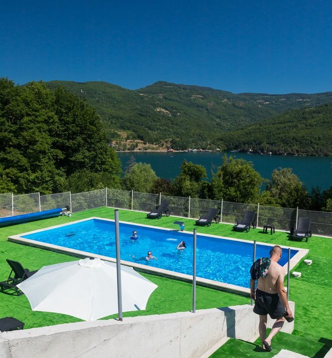 perućac-apartmani-maja-smeštaj-2025 (88)